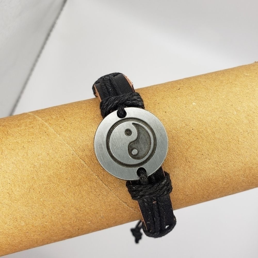 YIN Yang unisex bracelet